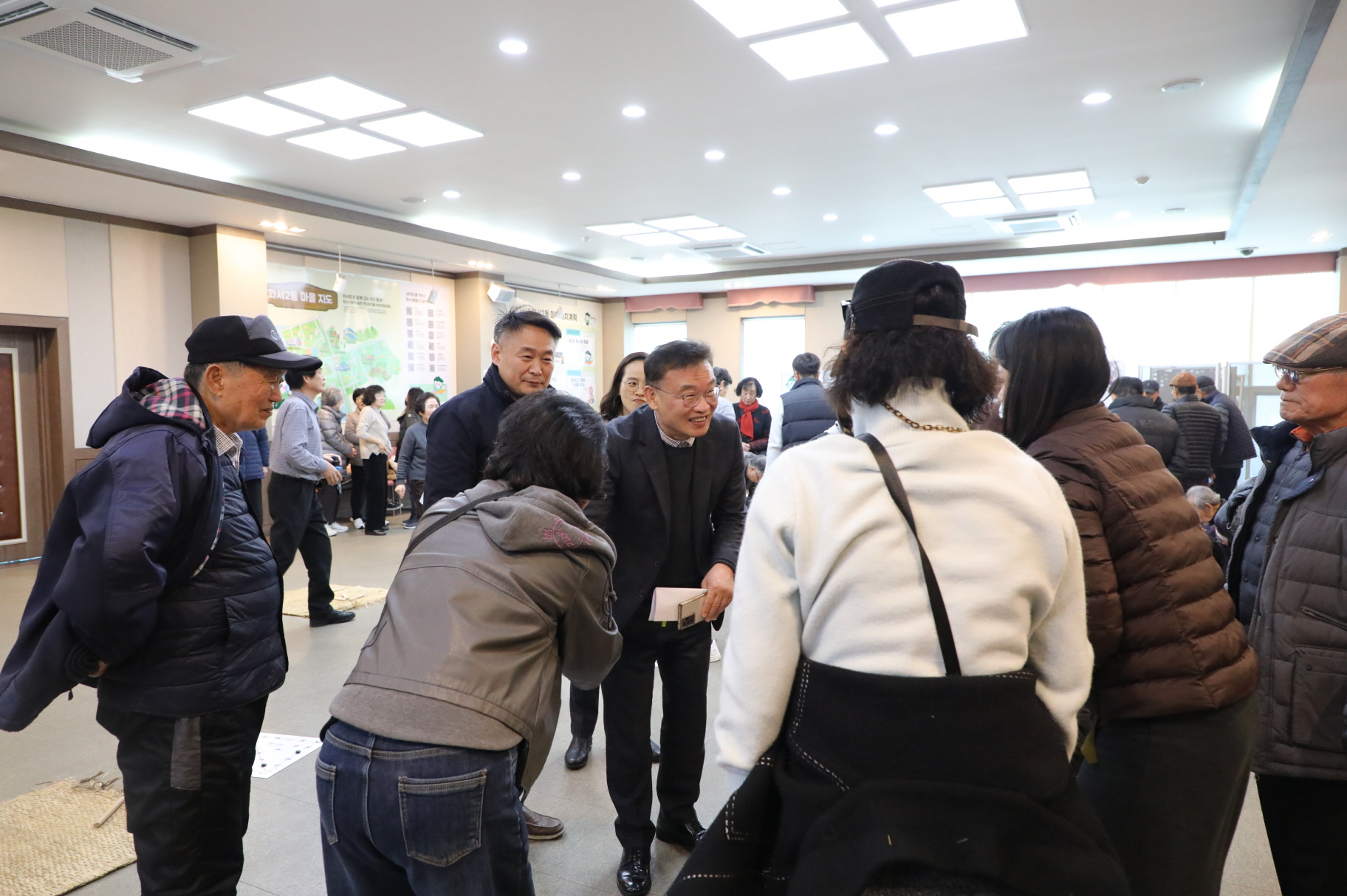 ȭ��2�� ô���ȸ �̹���