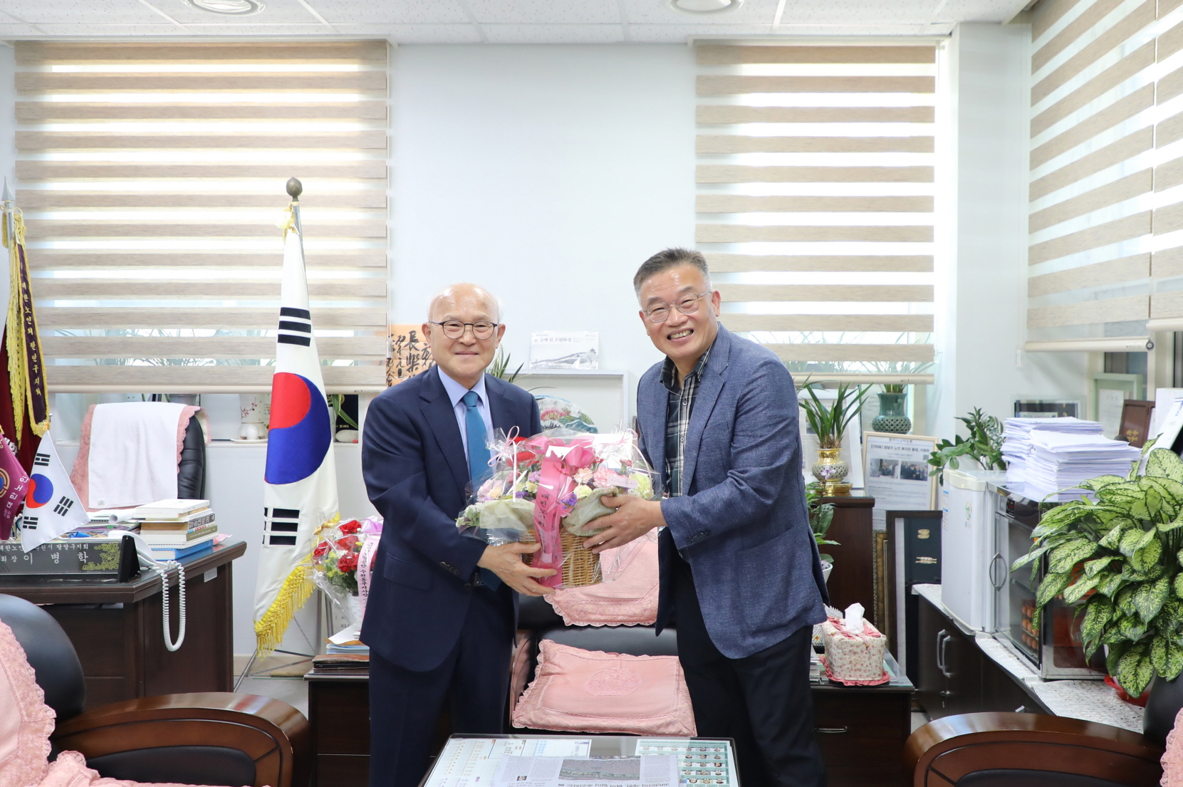 대한노인회 팔달구지회 방문
