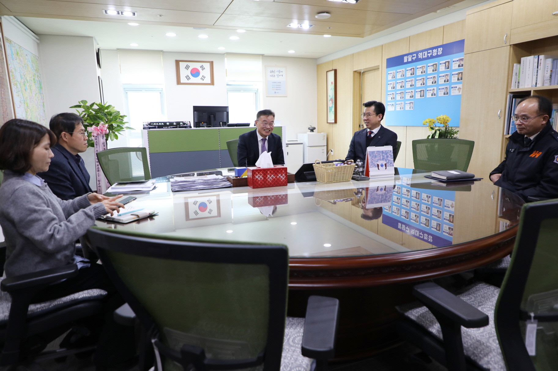 �������μҹ漭�� �湮 �̹���