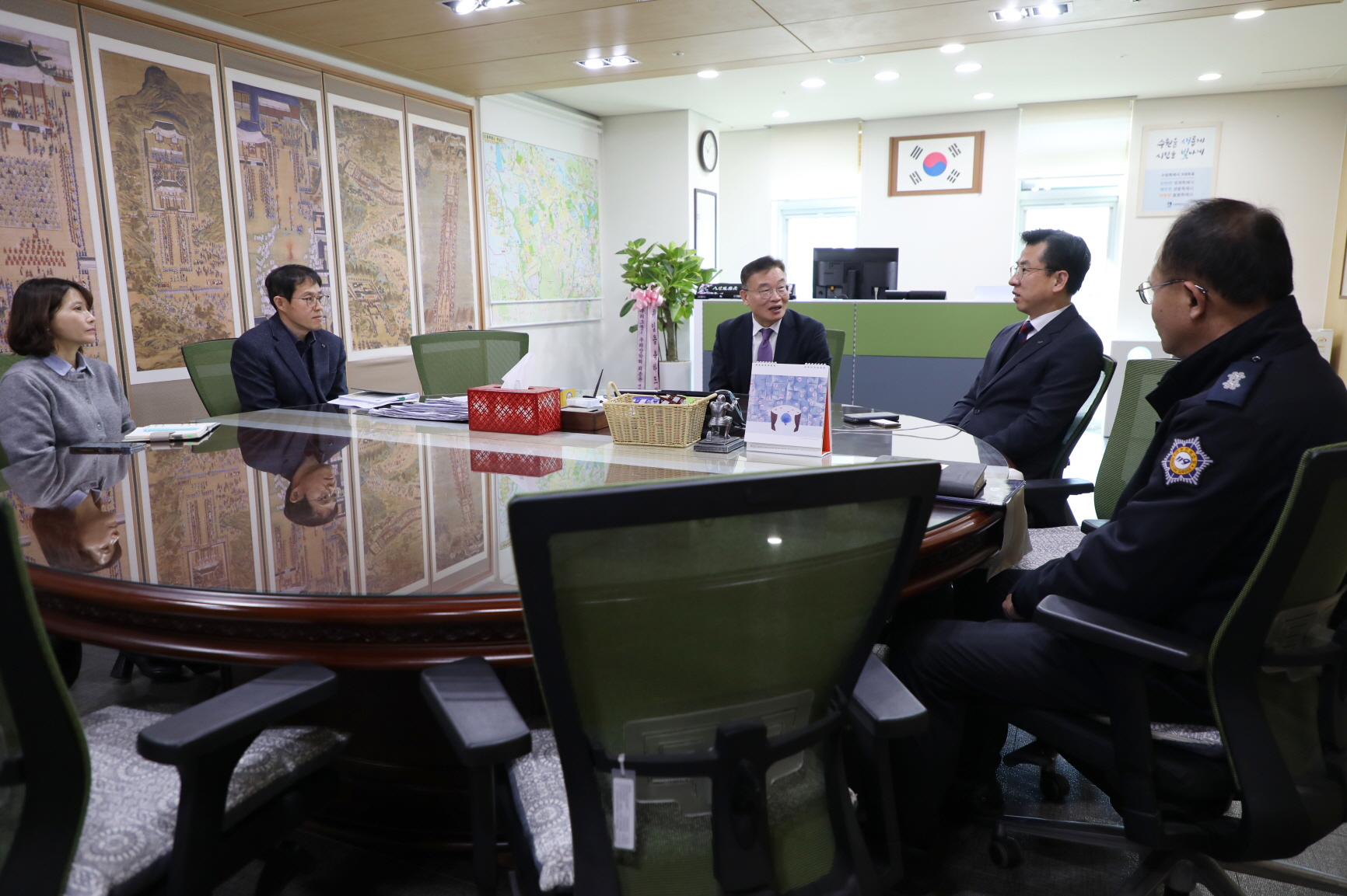 �������μҹ漭�� �湮 �̹���