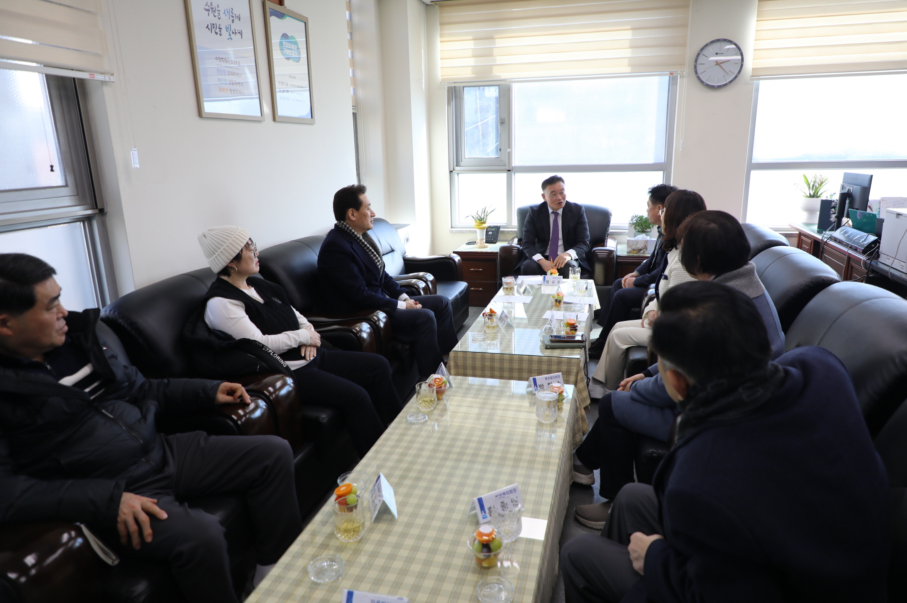 ȭ��1�� ������������ ù �湮 �̹���