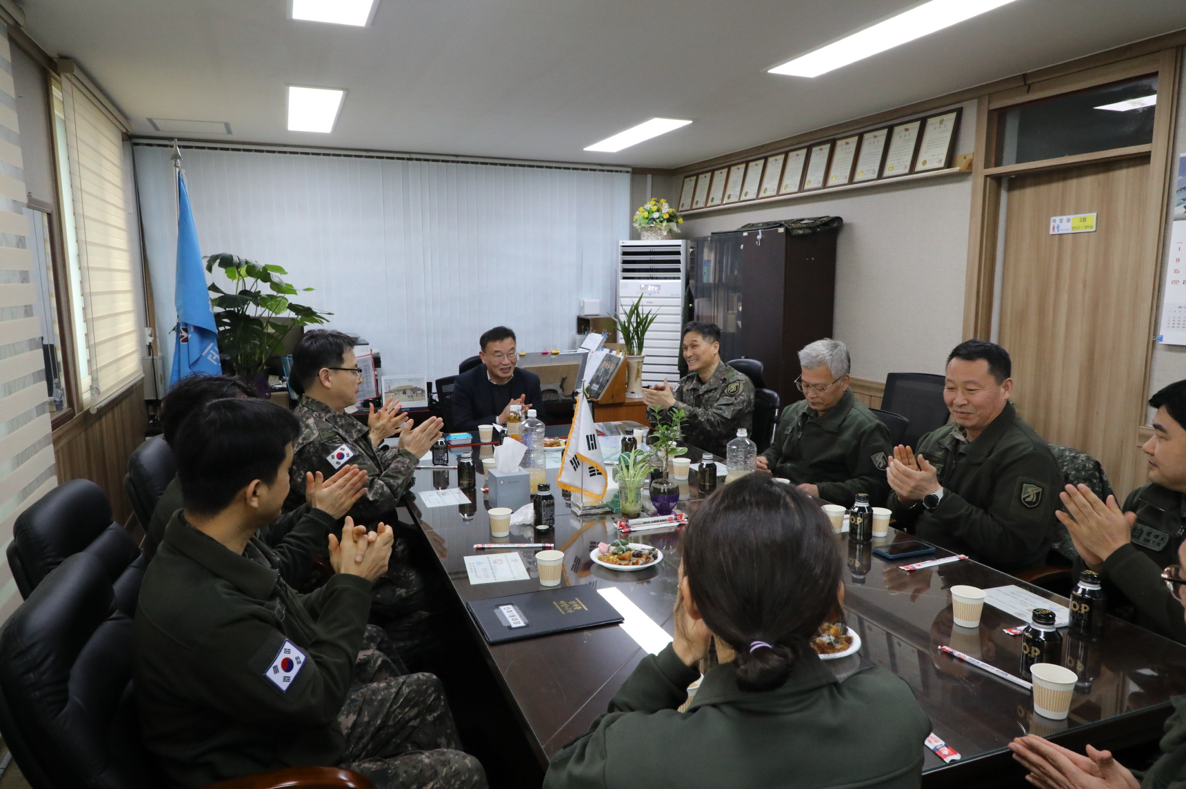 �ȴޱ� ���������� �湮 �̹���